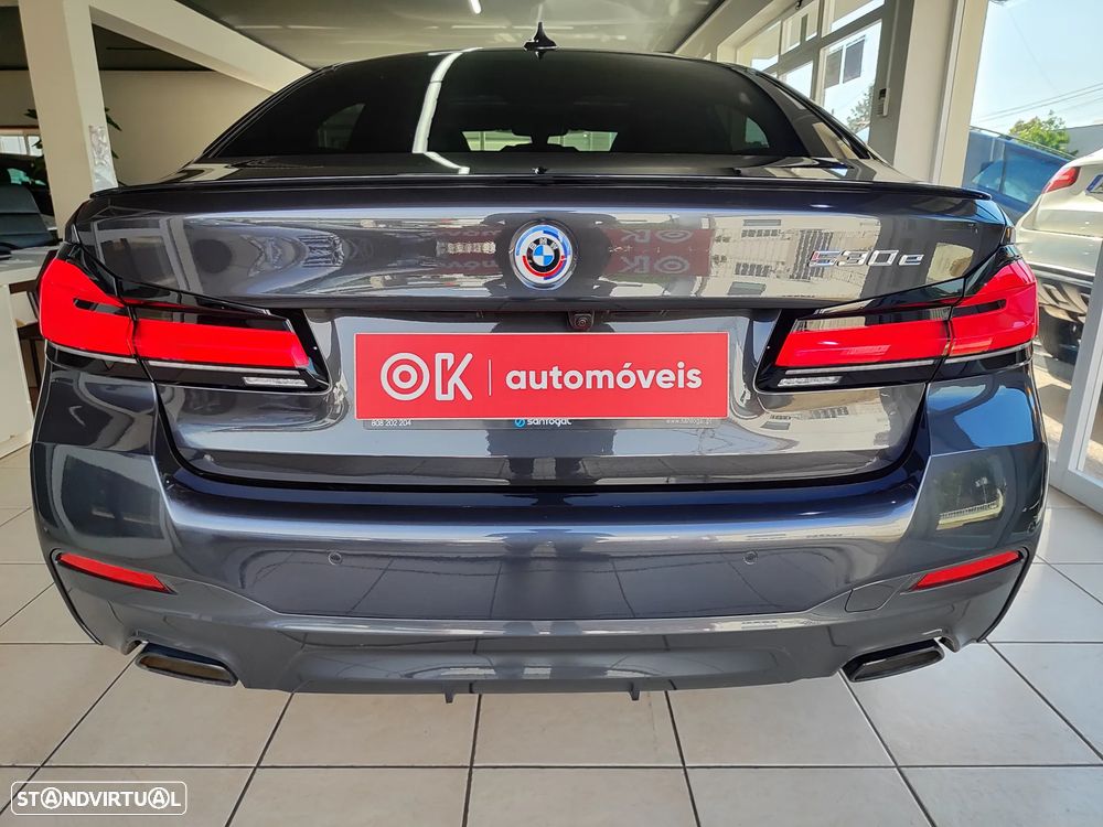 BMW 530 e Pack 50 anos M - 10