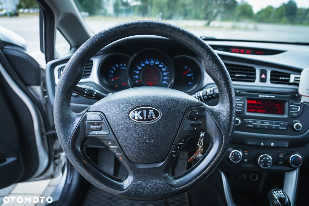 Kia Ceed 1.6 CRDi M - 13