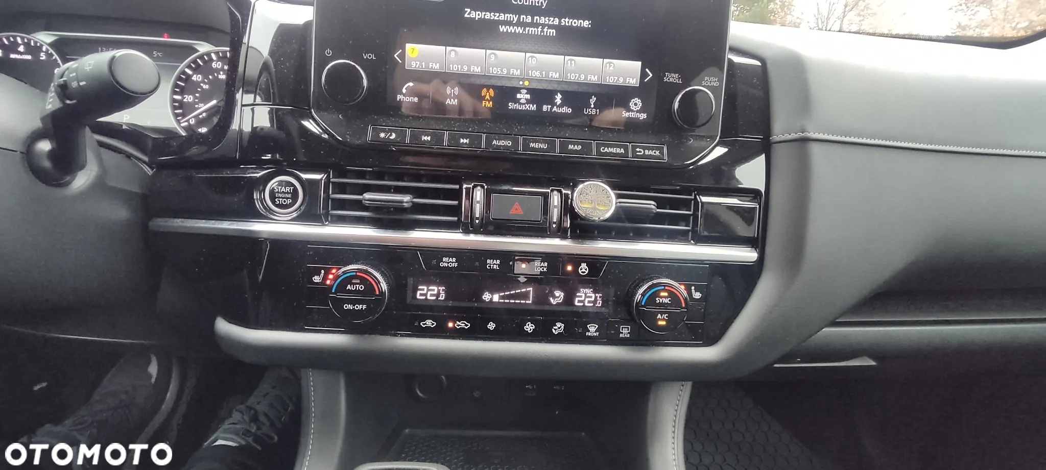 Nissan Pathfinder - 11