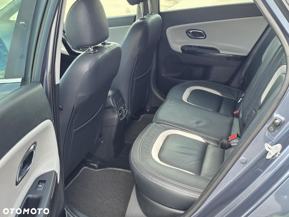 Kia Ceed - 29