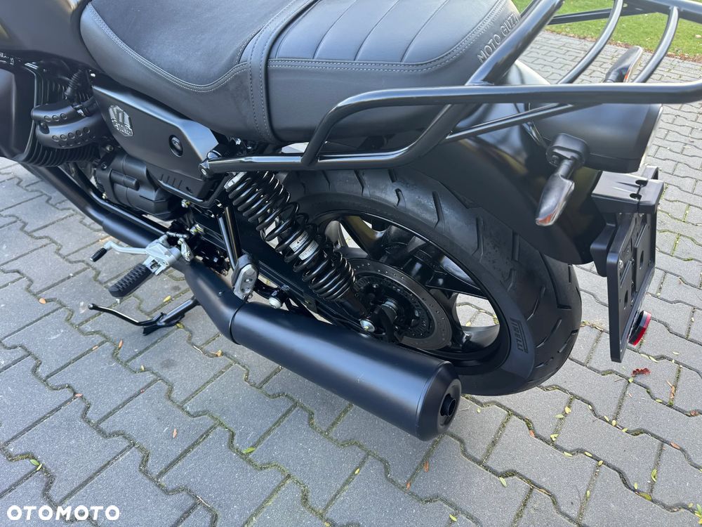 Moto Guzzi V7 - 19