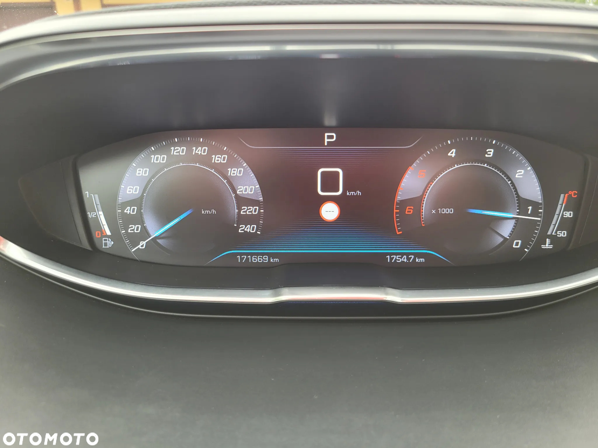 Peugeot 3008 1.5 BlueHDi Allure S&S EAT8 - 16