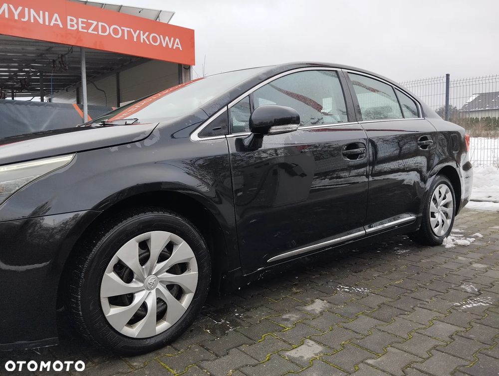 Toyota Avensis 2.0 D-4D Premium - 6