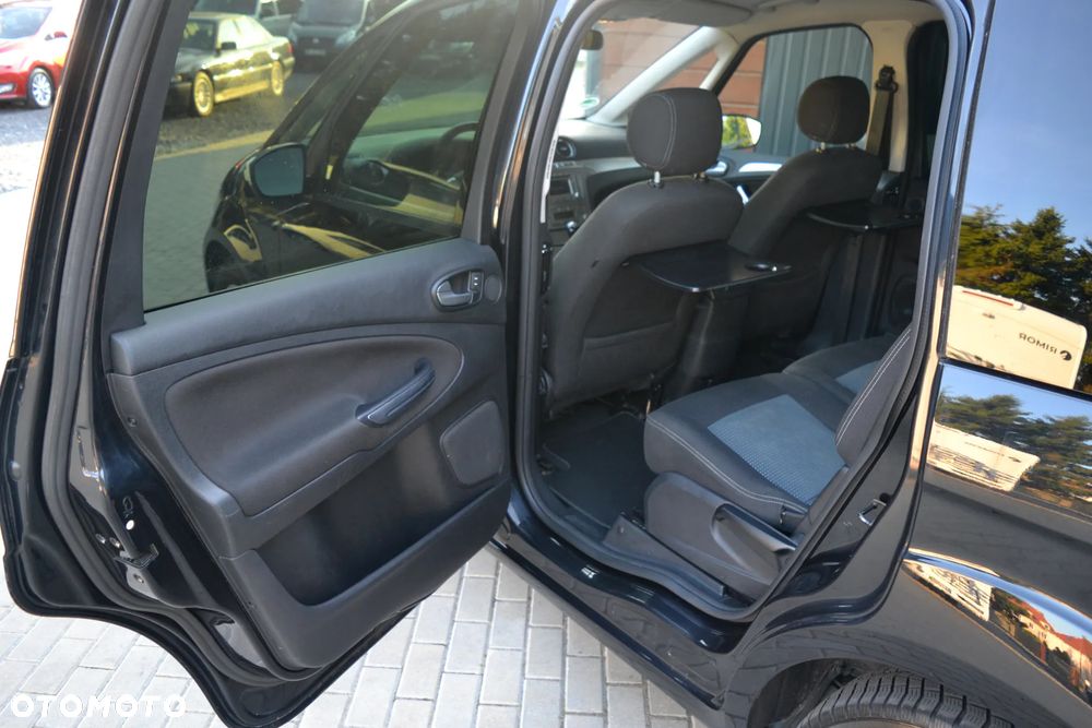 Ford Galaxy 2.0 TDCi Titanium - 13