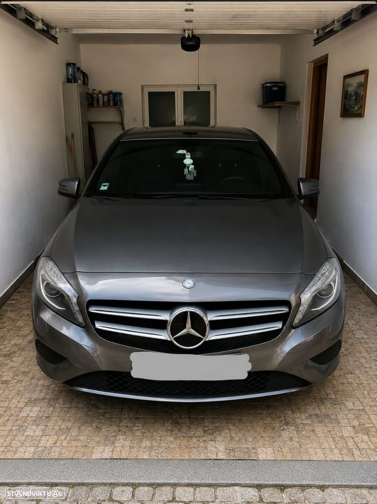 Mercedes-Benz A 180 - 1