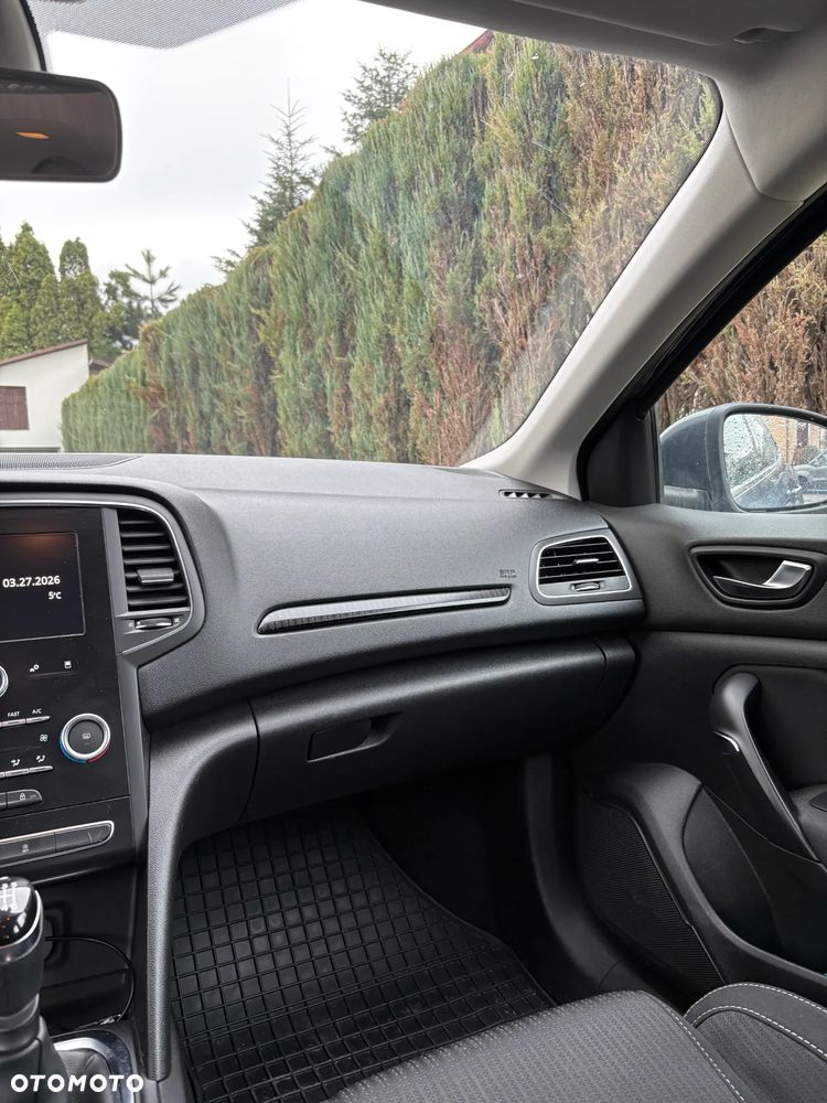 Renault Megane ENERGY TCe 130 EXPERIENCE - 9
