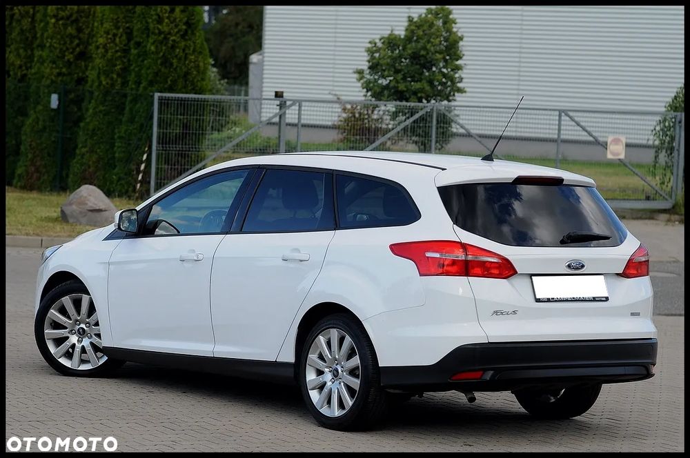 Ford Focus - 24