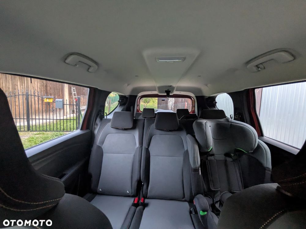 Dacia Jogger 1.0 TCe Extreme 7os - 18