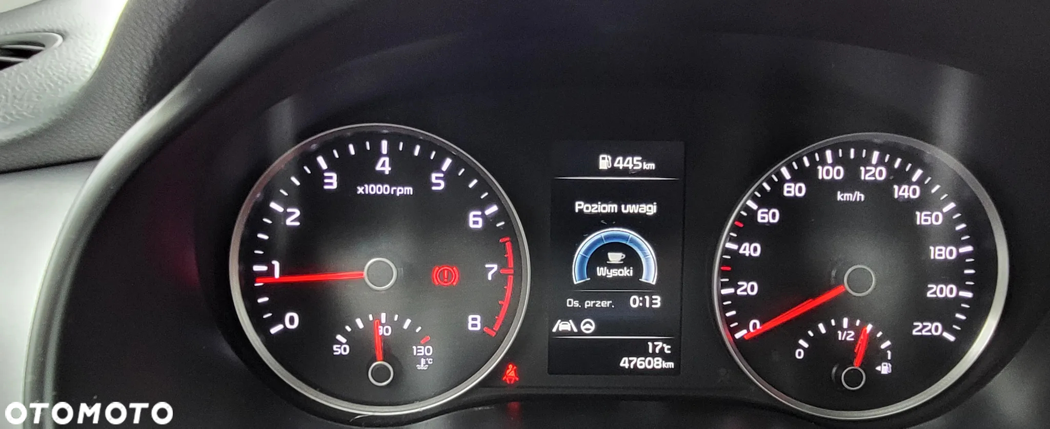 Kia Stonic - 32