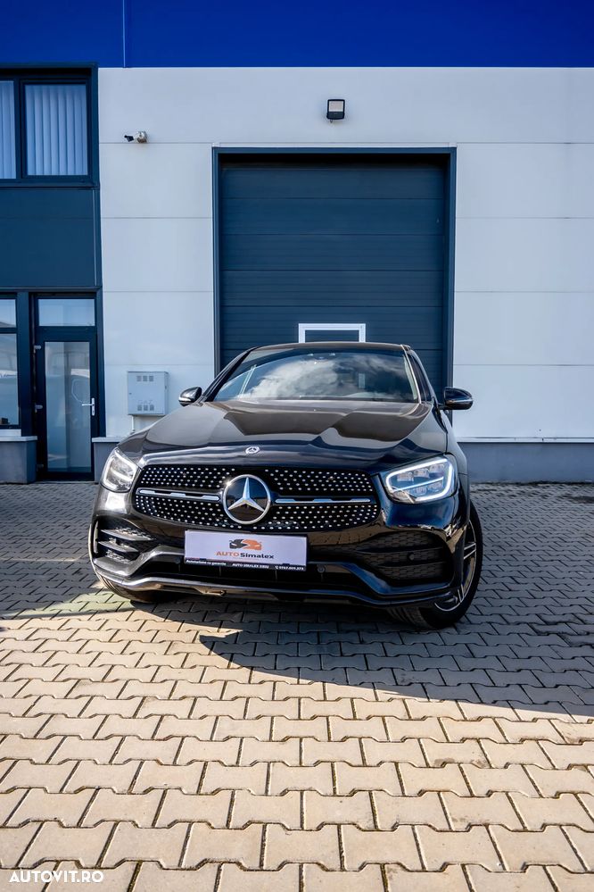 Mercedes-Benz GLC Coupe 300 de 4Matic 9G-TRONIC AMG Line - 4