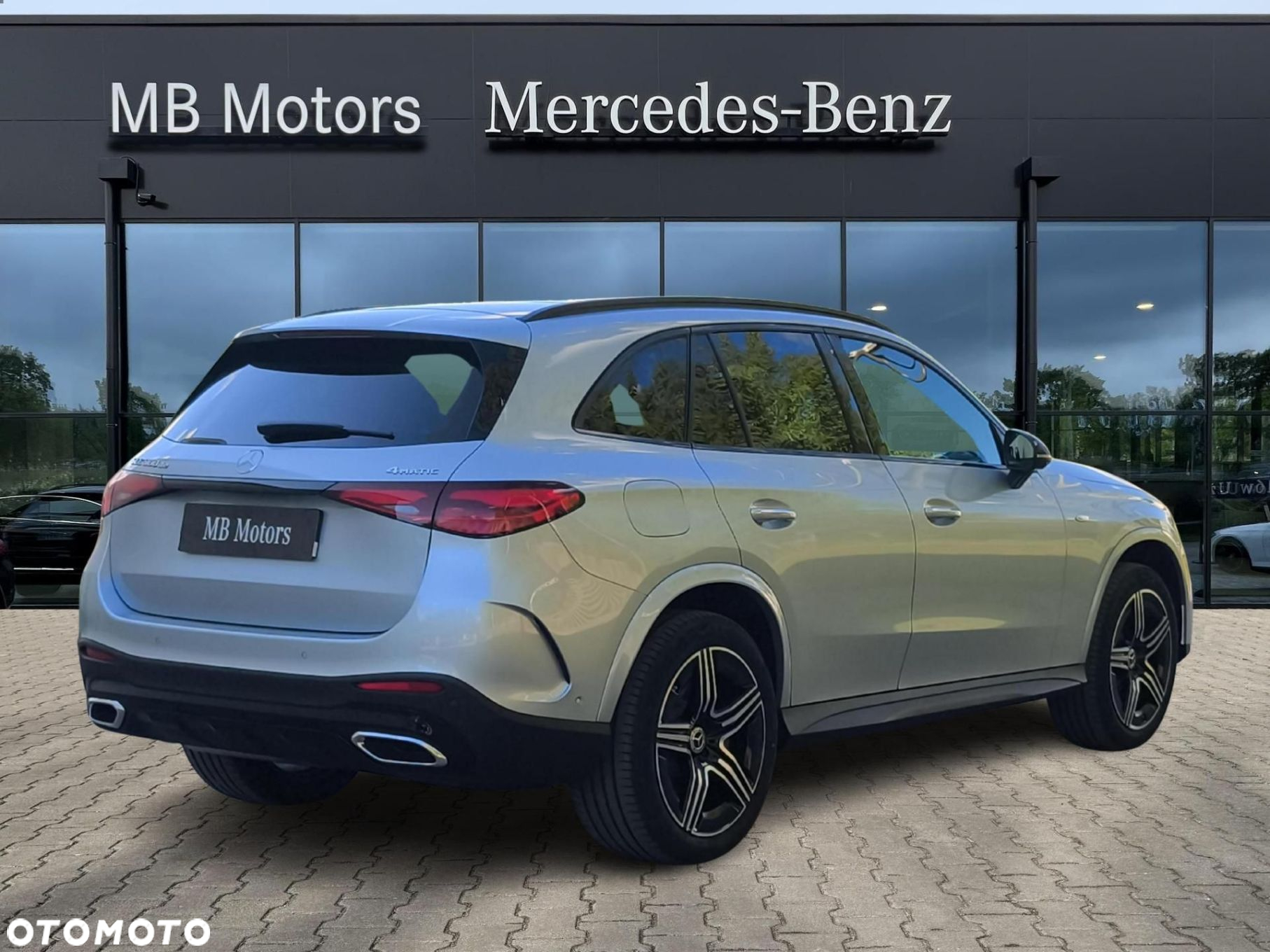 Mercedes-Benz GLC - 7