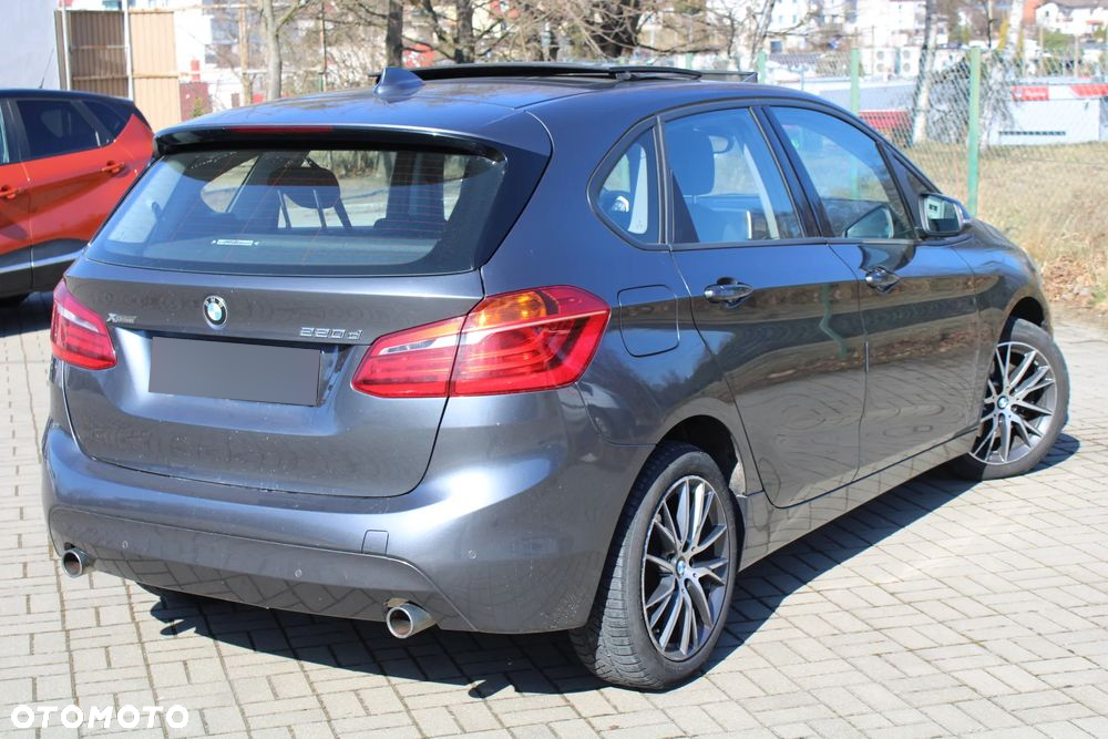 BMW Seria 2 220d Active Tourer xDrive Sport-Aut Sport Line - 11
