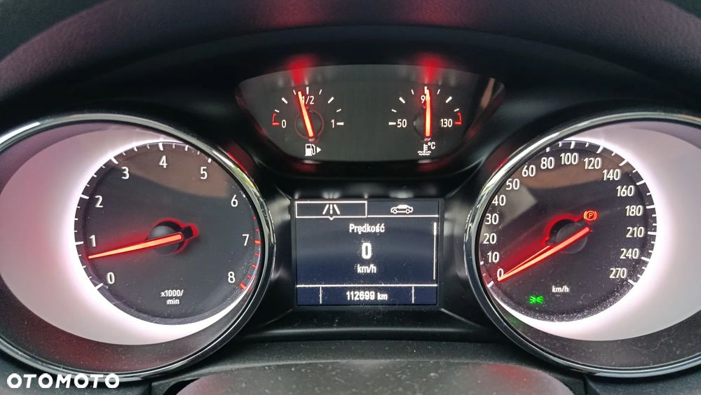 Opel Astra 1.4 Turbo 120 Jahre - 9