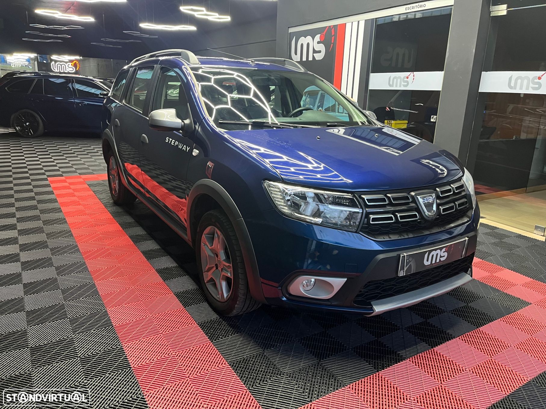 Dacia Logan MCV 0.9 TCe Stepway - 1