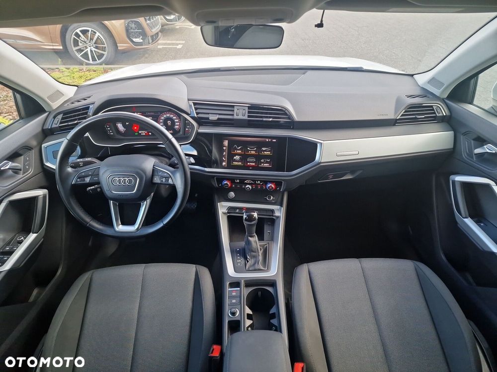 Audi Q3 35 TFSI S tronic - 11