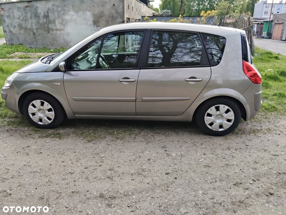 Renault Scenic - 10