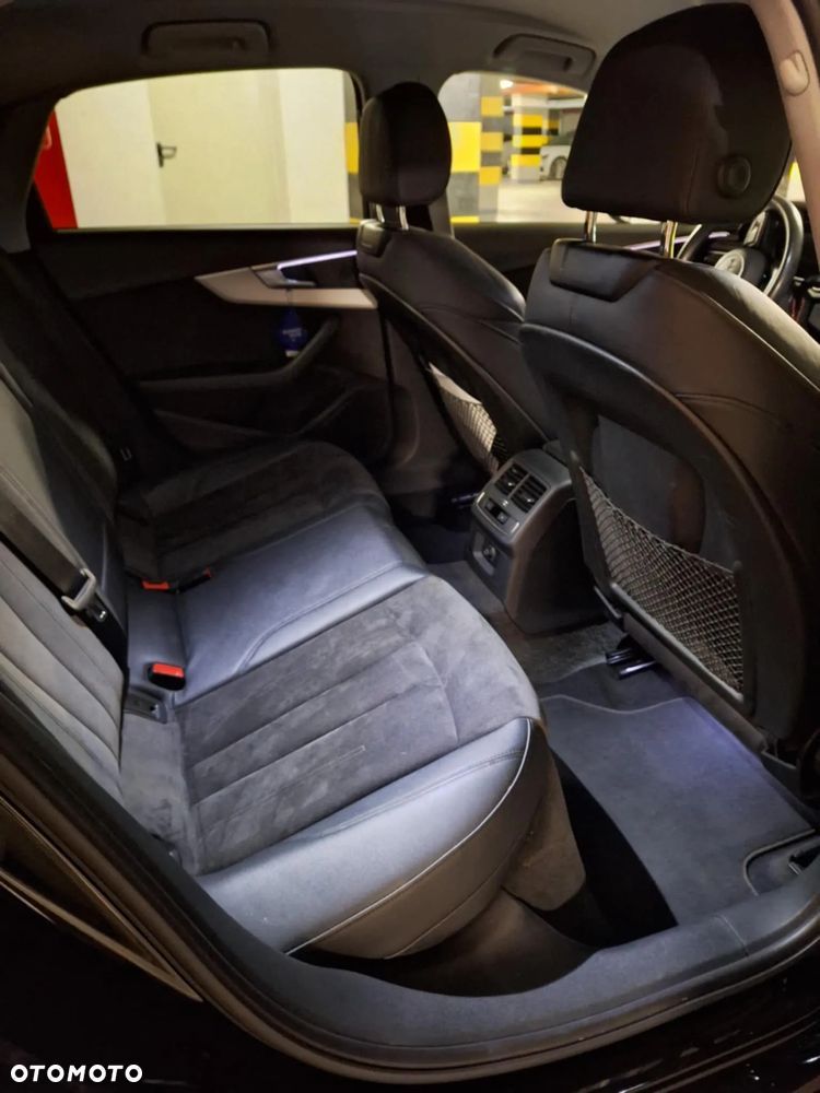 Audi A4 Limousine 2.0 TDI Quattro S tronic - 11