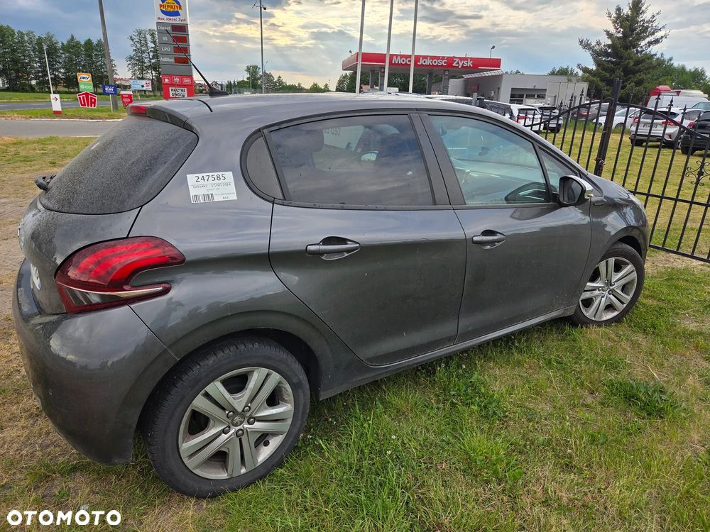 Peugeot 208 1.2 PureTech GPF Active S&S - 11