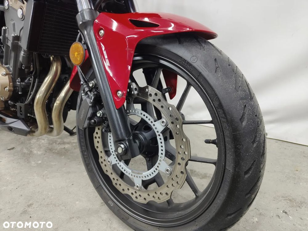 Honda CB - 4