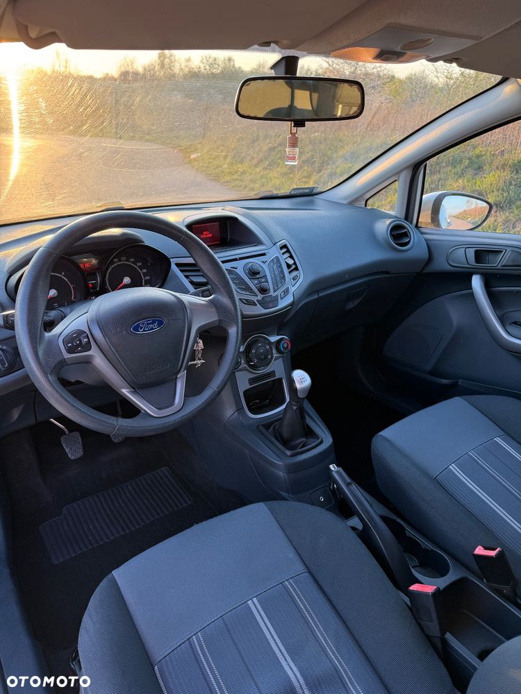 Ford Fiesta - 5