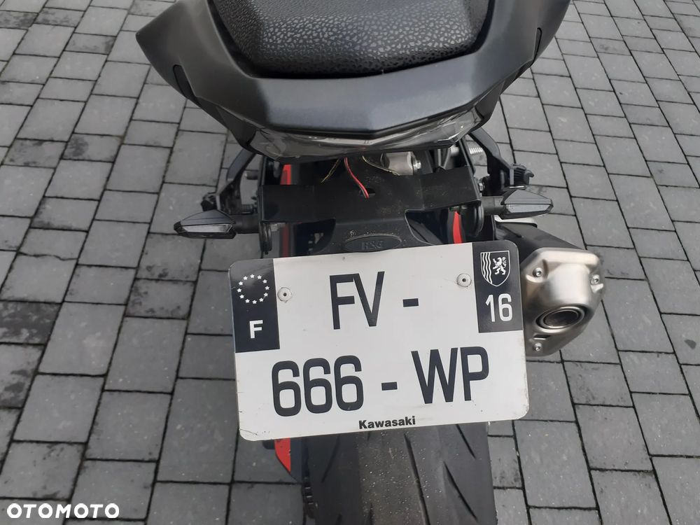 Kawasaki Z 900 - 14