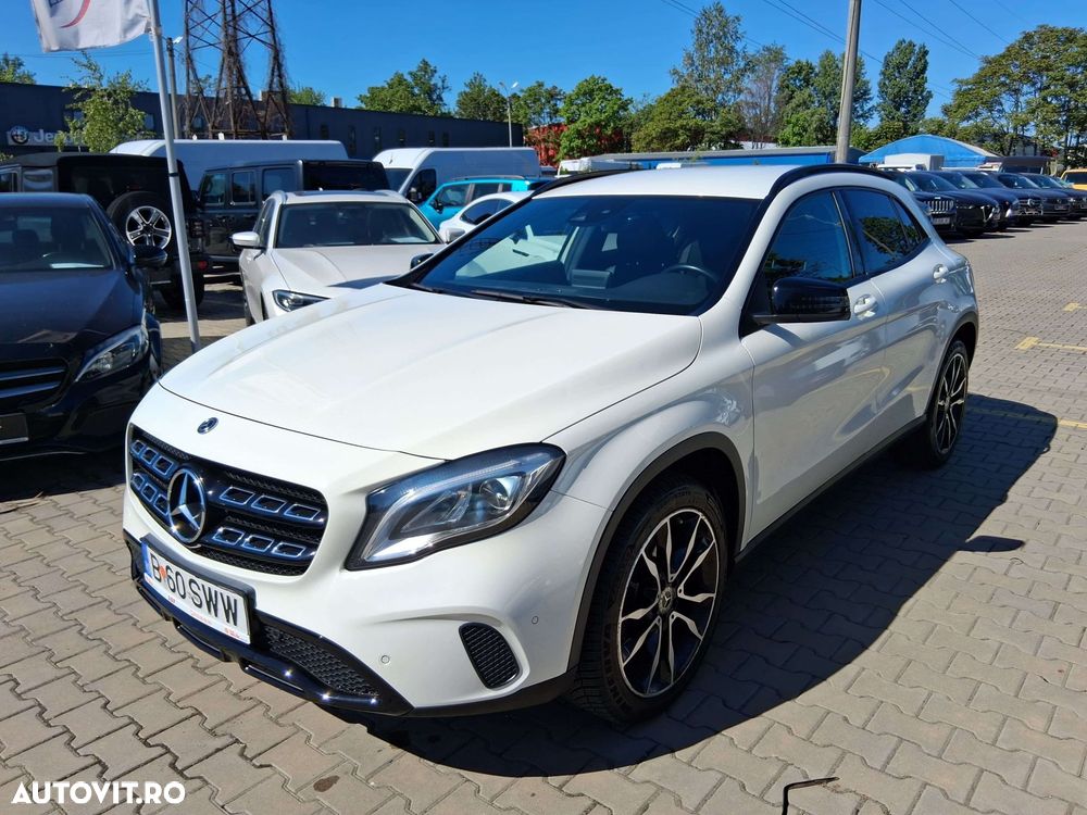 Mercedes-Benz GLA 220 4MATIC - 1