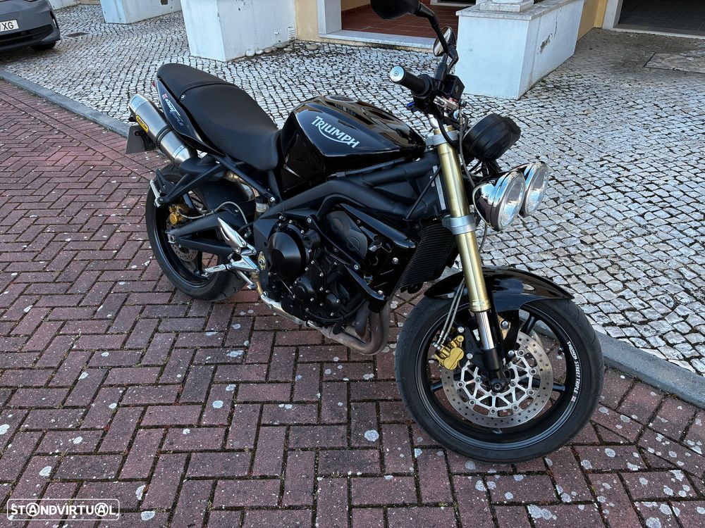 Triumph Street Triple D67LD - 3