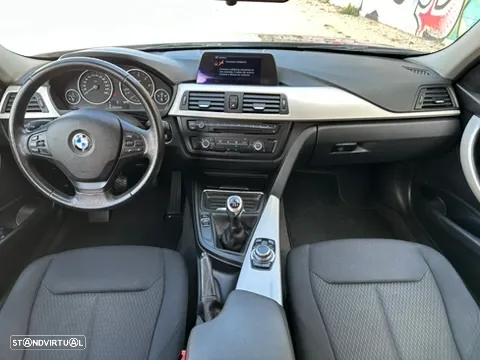 BMW 318 d DPF Touring - 14
