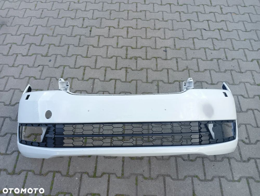 Skoda Rapid ZDERZAK PRZEDNI - 1