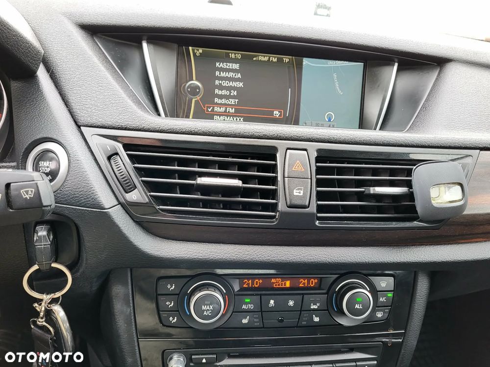 BMW X1 xDrive20d xLine - 11