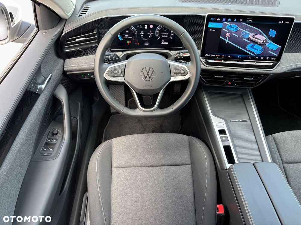 Volkswagen Passat Variant 2.0 TDI SCR DSG - 20