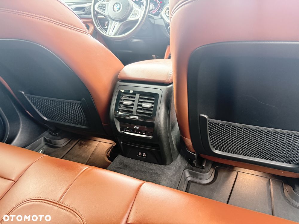 BMW X4 xM40d mHEV - 11