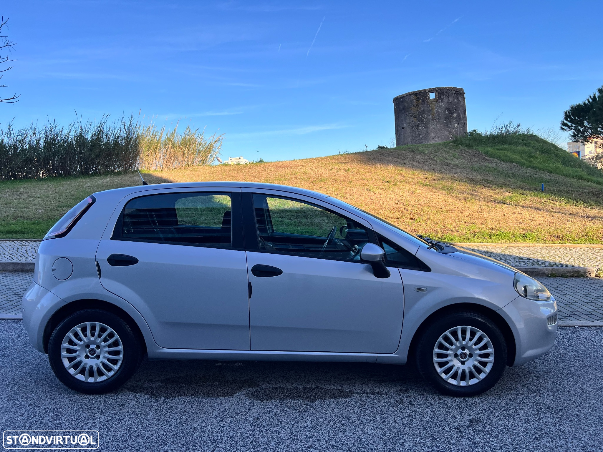 Fiat Punto 1.2 Young II S&S - 6