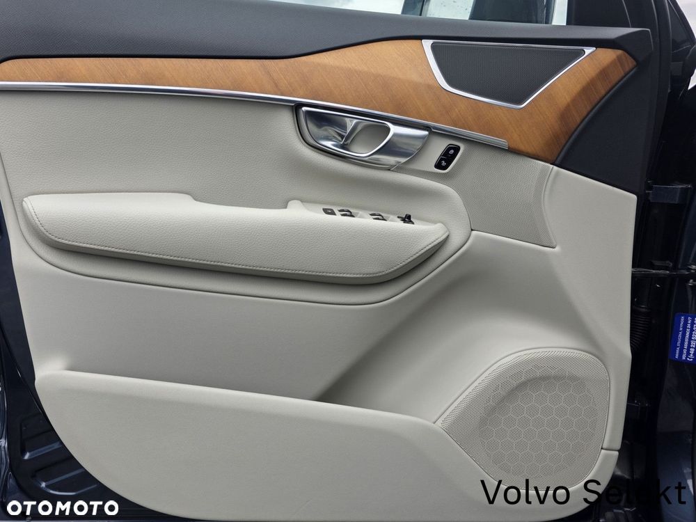 Volvo XC 90 - 15
