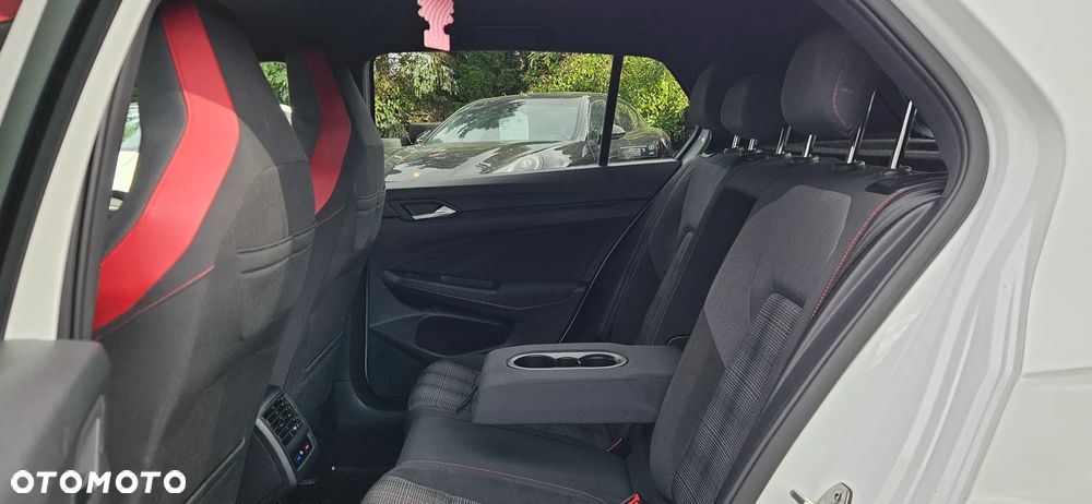Volkswagen Golf VIII 2.0 TSI GTI DSG - 24