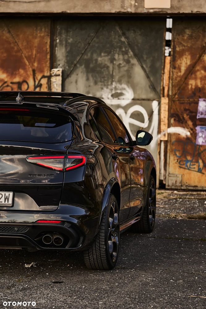 Alfa Romeo Stelvio 2.0 Turbo TI Q4 - 16