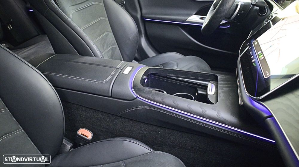Mercedes-Benz E 300 e Station - 14
