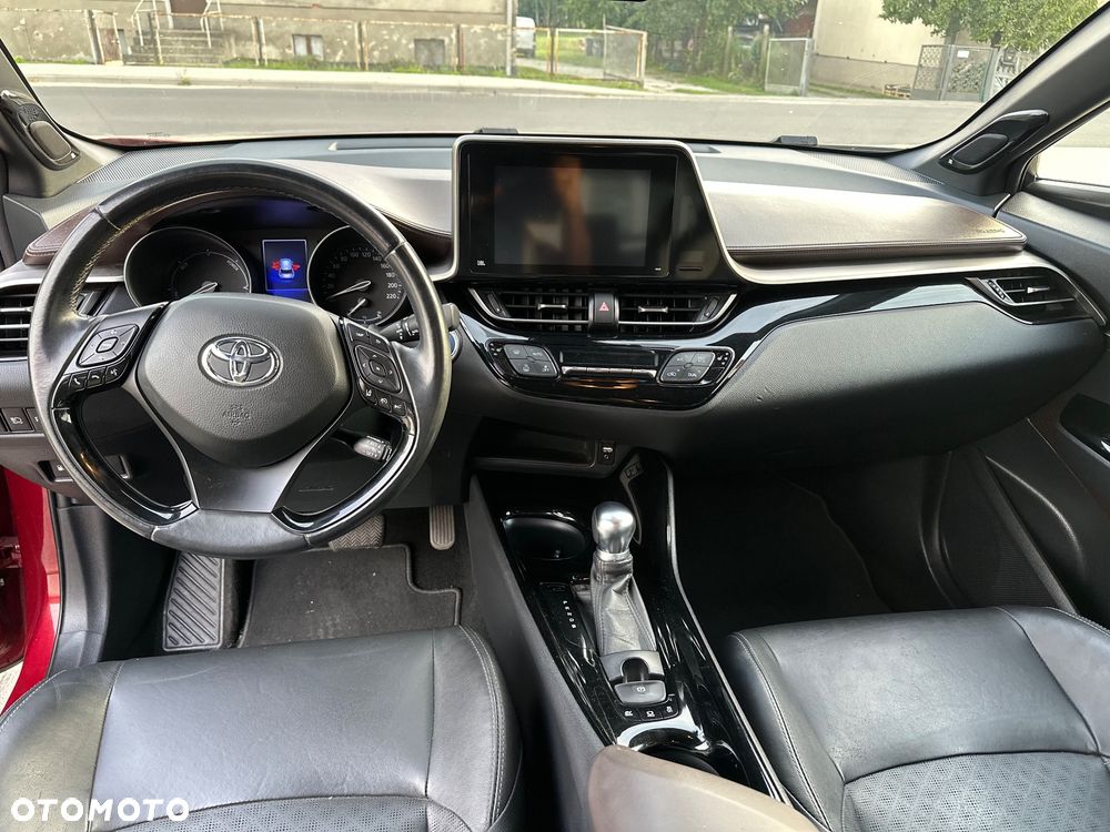 Toyota C-HR 1.8 Hybrid Neon Lime powered by JBL - 13