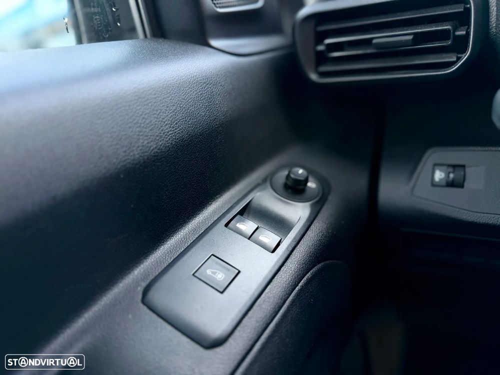 Fiat Doblo 1.5 BlueHDi L2H1 102Cv | 3 LUG | IVA DEDUTÍVEL - 14