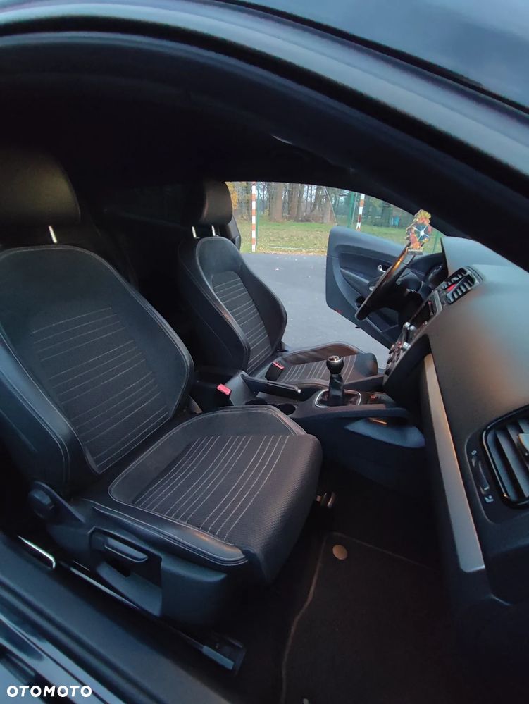 Volkswagen Scirocco 2.0 TSI - 10