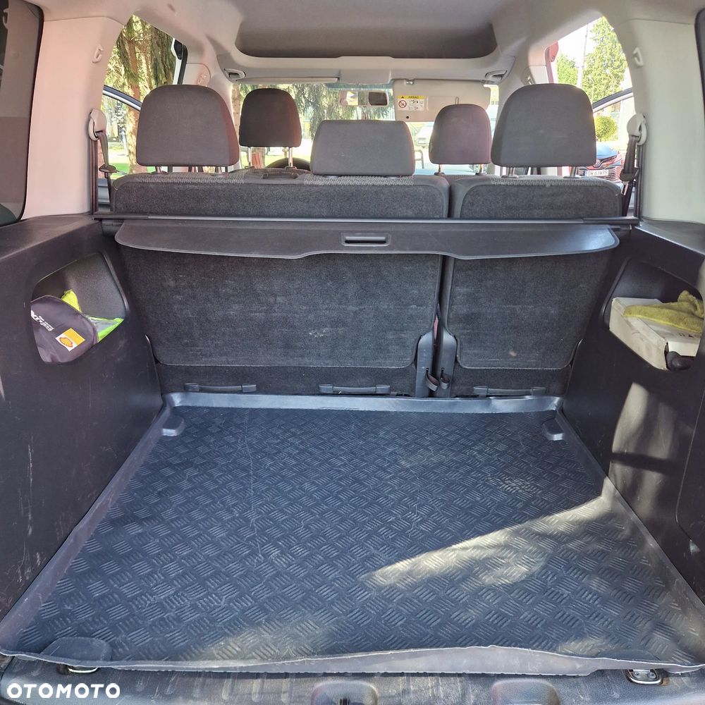Volkswagen Caddy 2.0 TDI Comfortline - 35