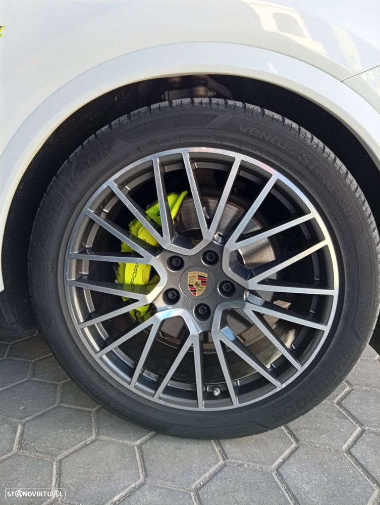 Porsche Cayenne Coupé E-Hybrid Platinum Edition - 6