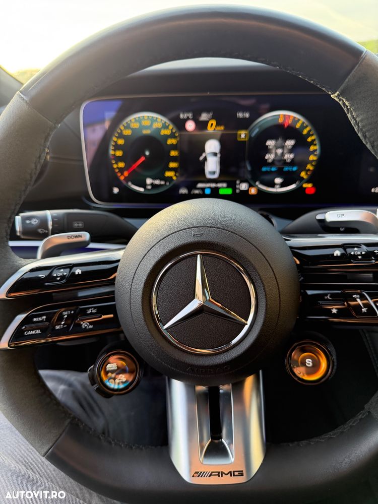 Mercedes-Benz AMG GT 4-door Coupe - 8