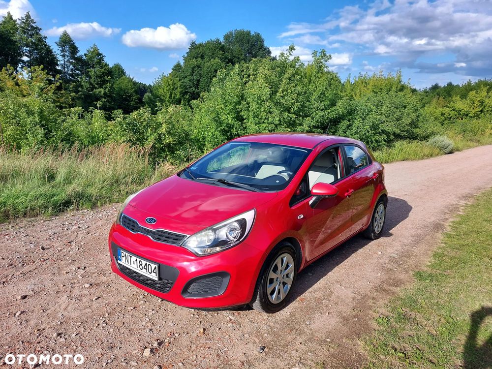 Kia Rio - 7