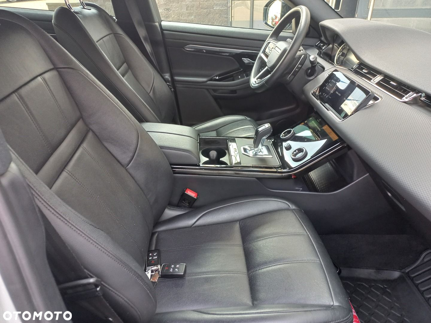 Land Rover Range Rover Evoque - 18