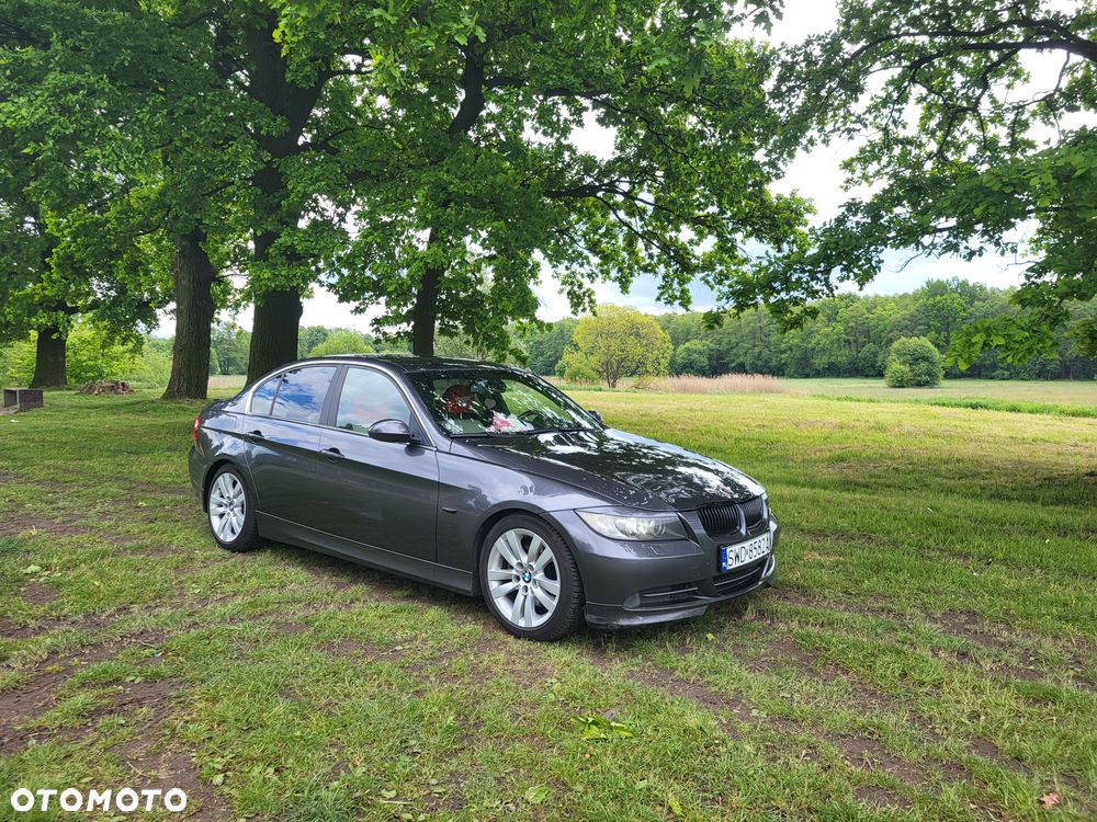 BMW Seria 3 330i - 10