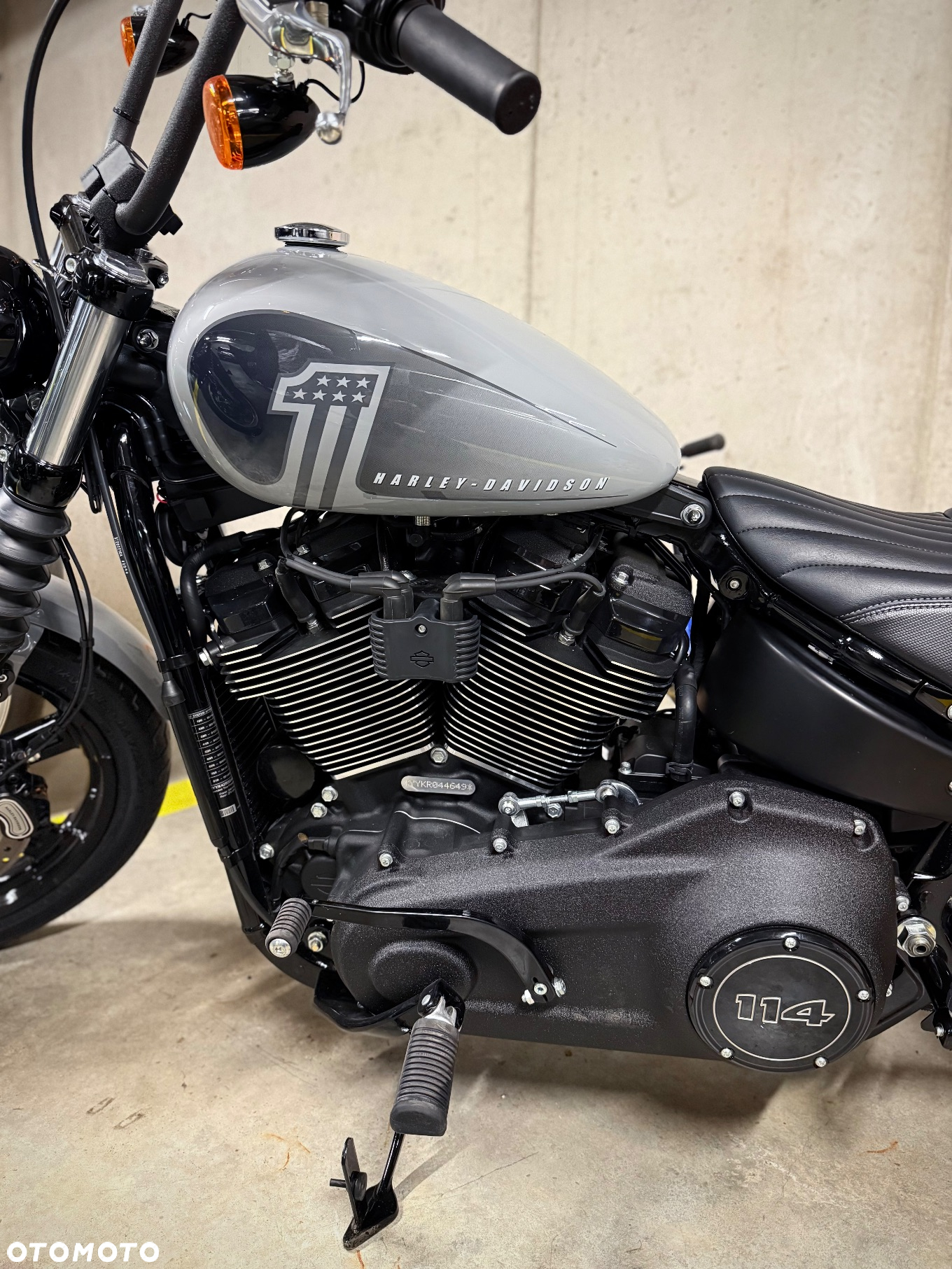 Harley-Davidson Softail Street Bob - 12
