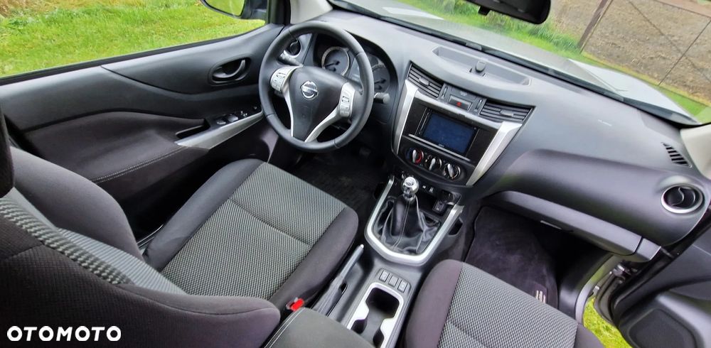 Nissan Navara DC 4x4 S&S Acenta - 9