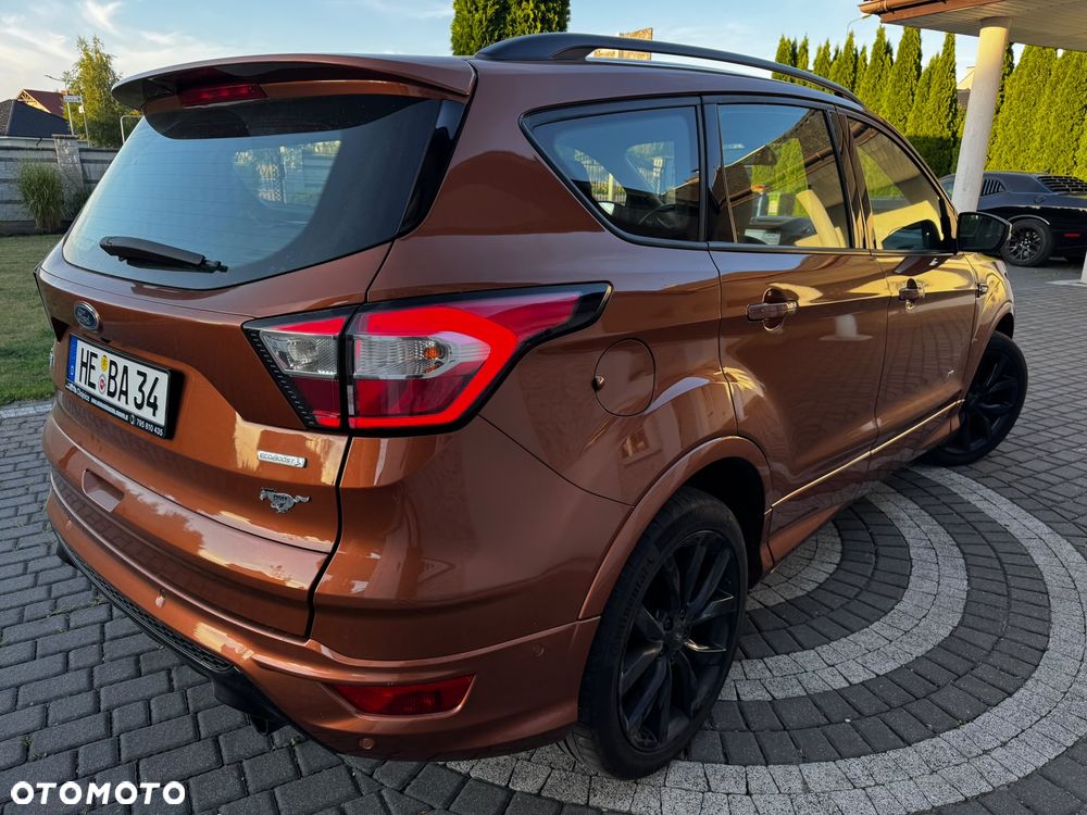 Ford Kuga 1.5 EcoBoost 4x4 ST-Line - 6