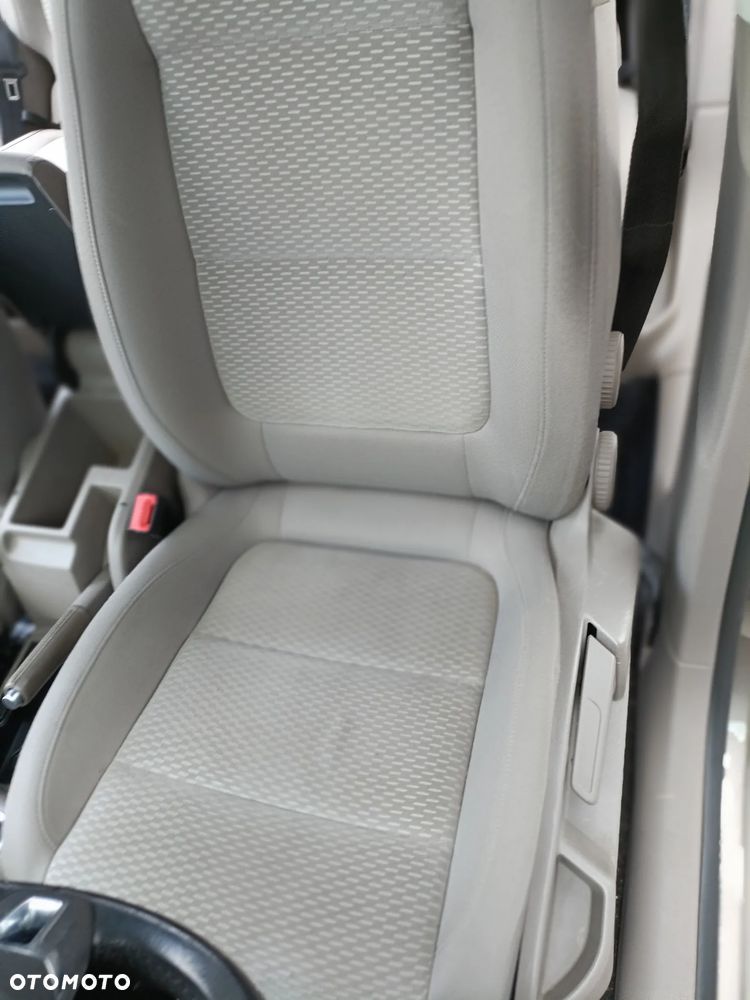 Volkswagen Golf Plus 1.6 Comfortline - 17
